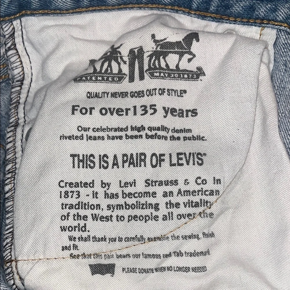 Levi's Men's Blue Jeans 550 size 36W 30L preowned